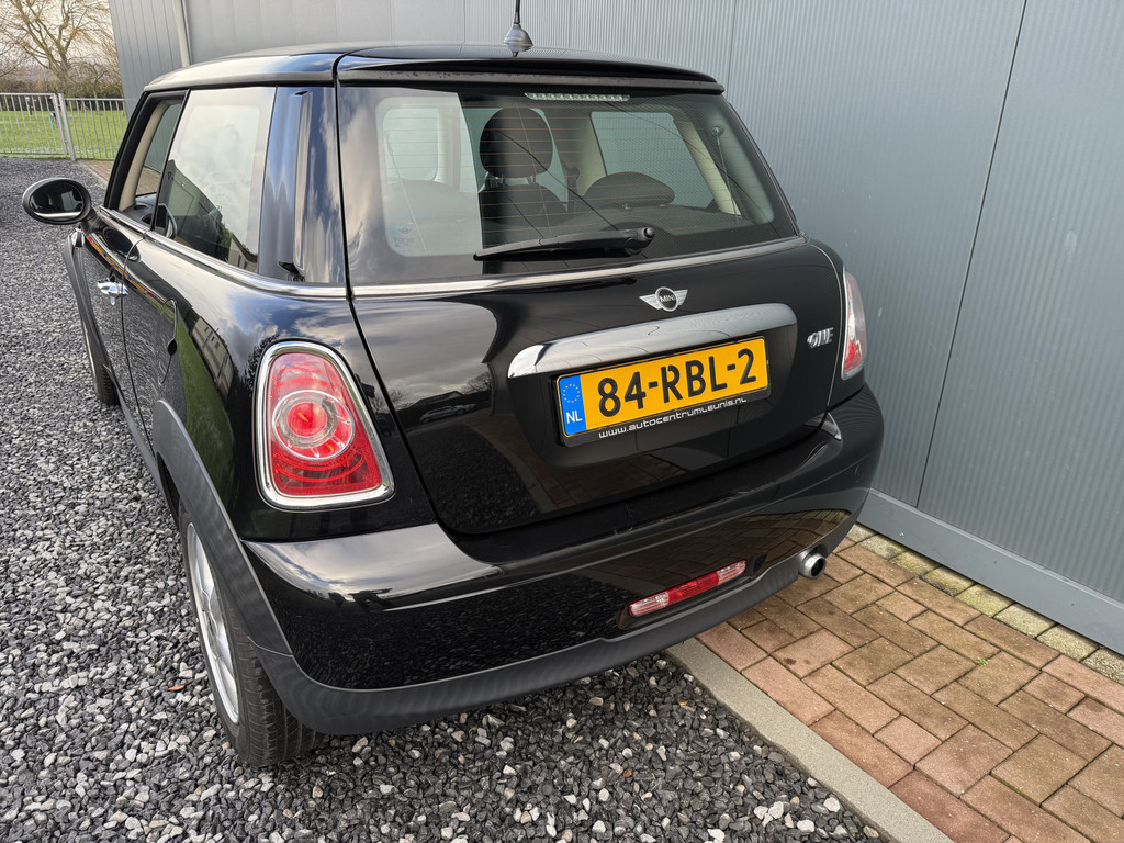 42240739-14.jpg