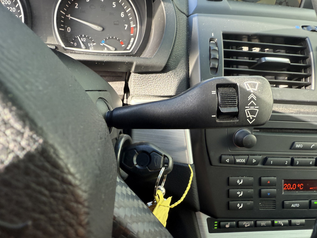 49168294-44.jpg