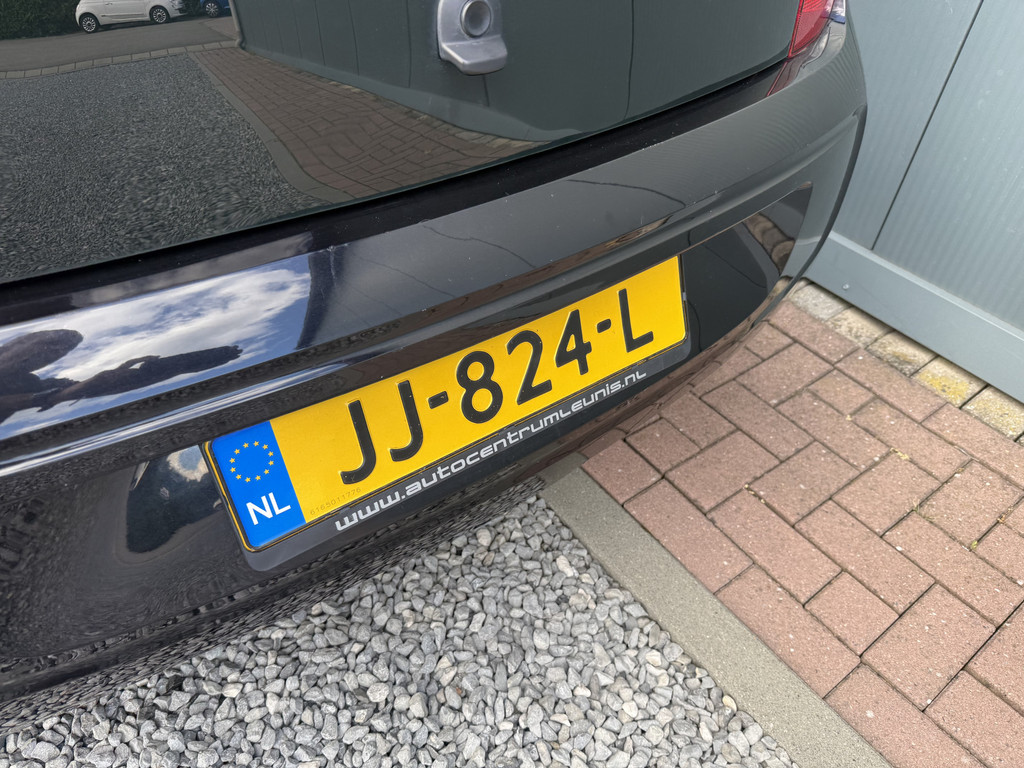 54306664-9.jpg