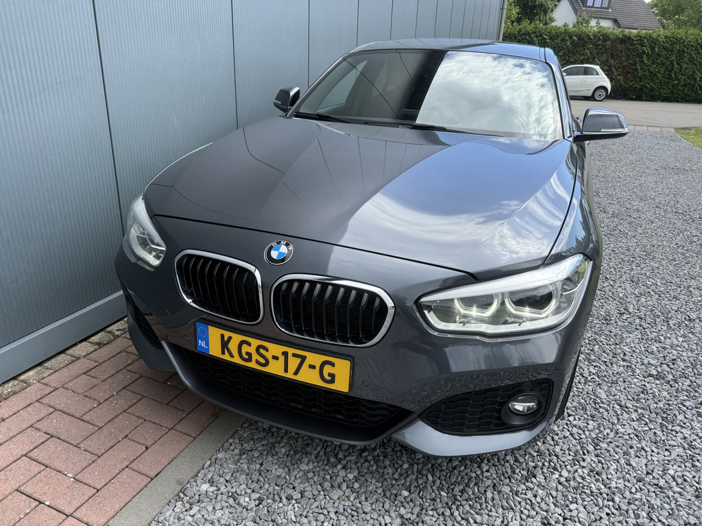54306921-14.jpg