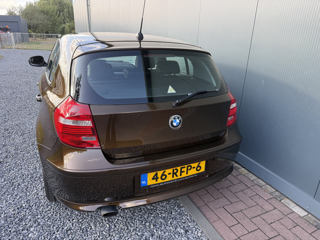 56166438-14.jpg