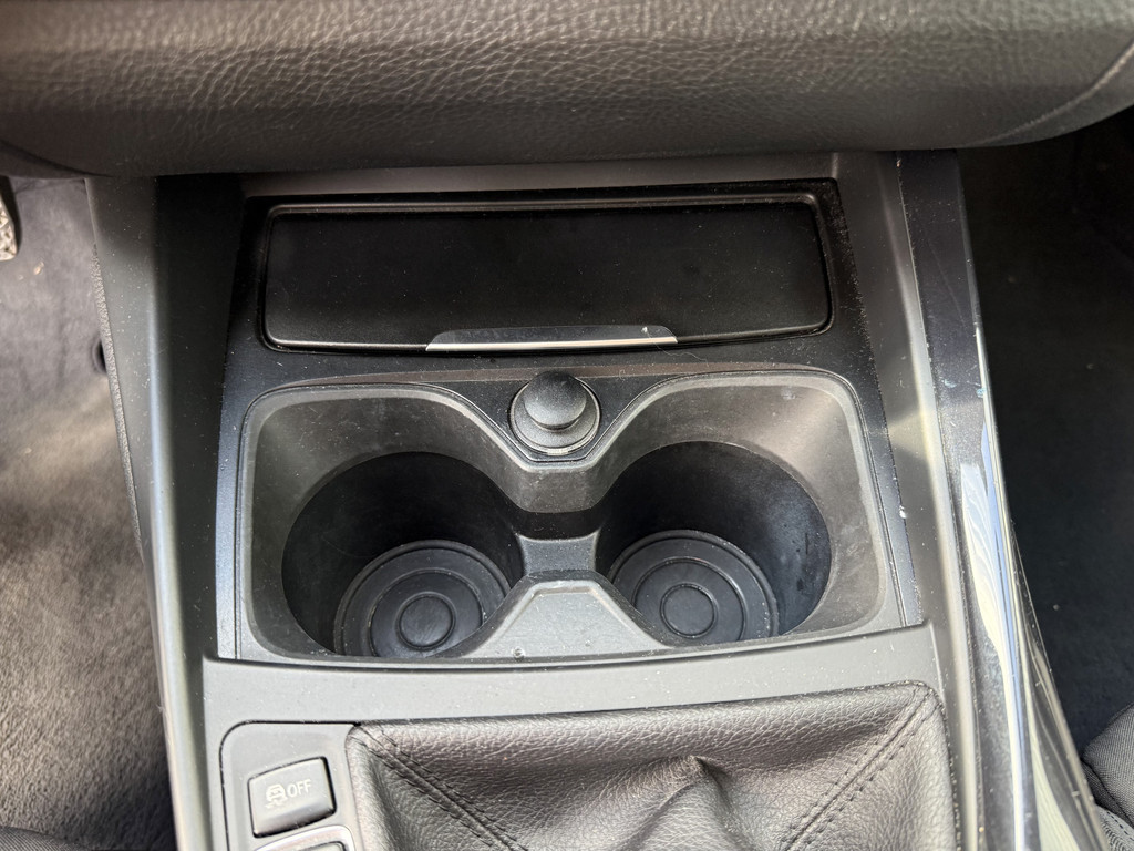 56176725-33.jpg