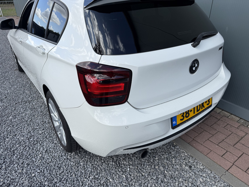 56176725-4.jpg