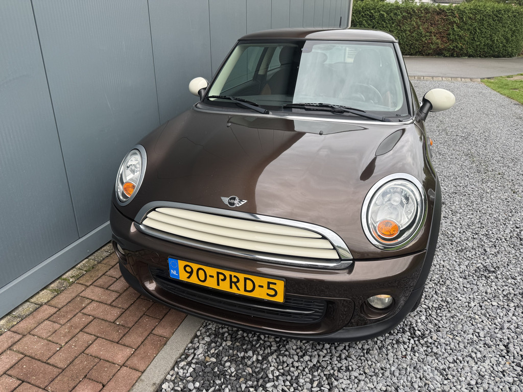 57022011-13.jpg