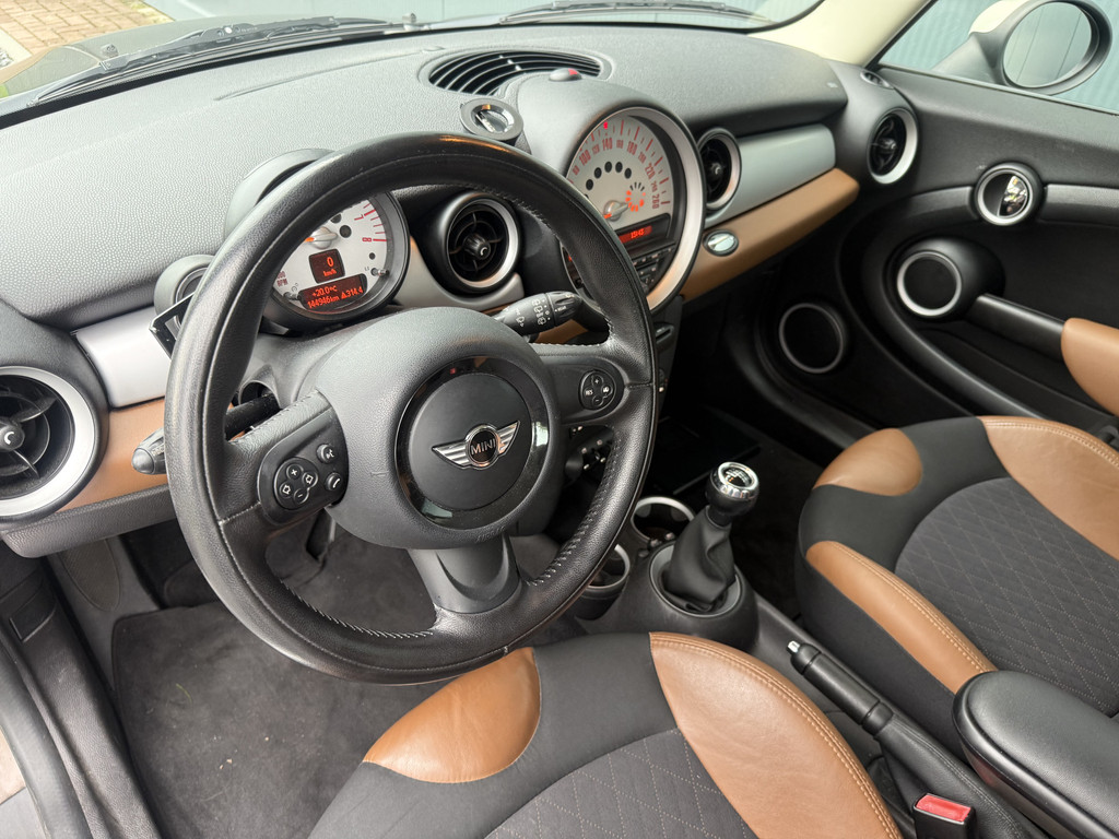 57022011-22.jpg